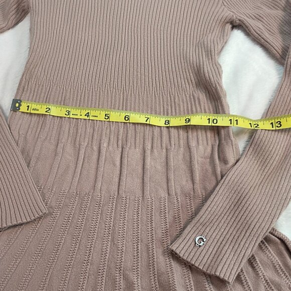 Cozy Ribbed Knit Turtleneck Guess Dress in Beige - Size M - Perfect for Fall! - Picture 5 of 14